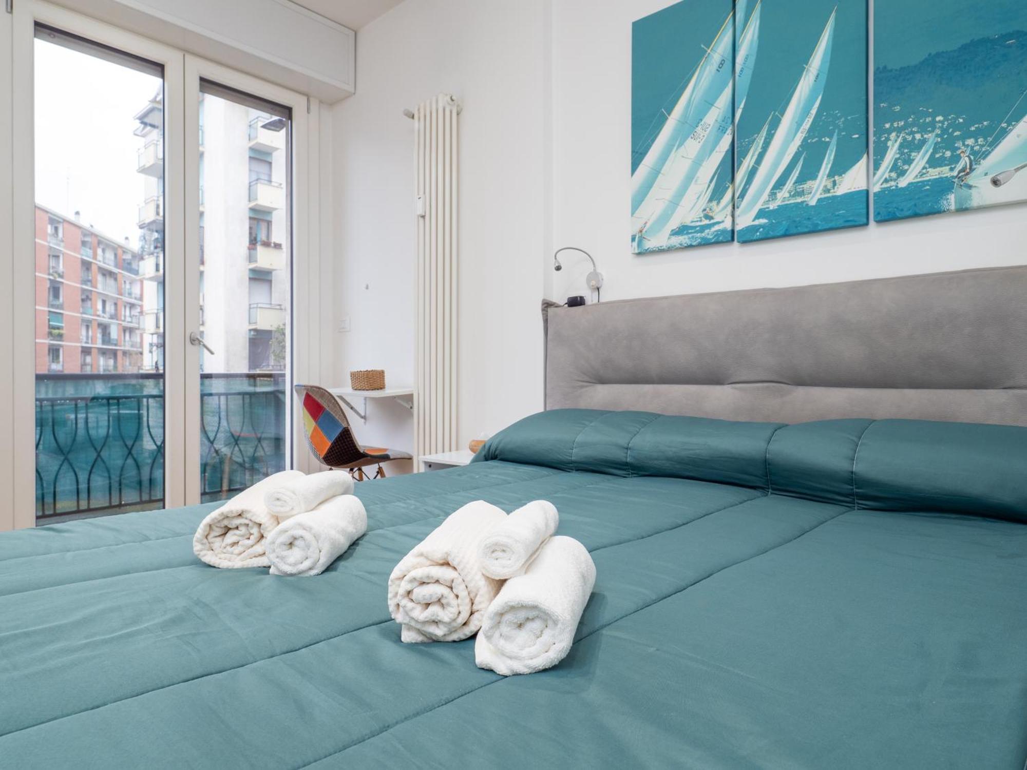 5 Guests - Modern With Balcony * Milano