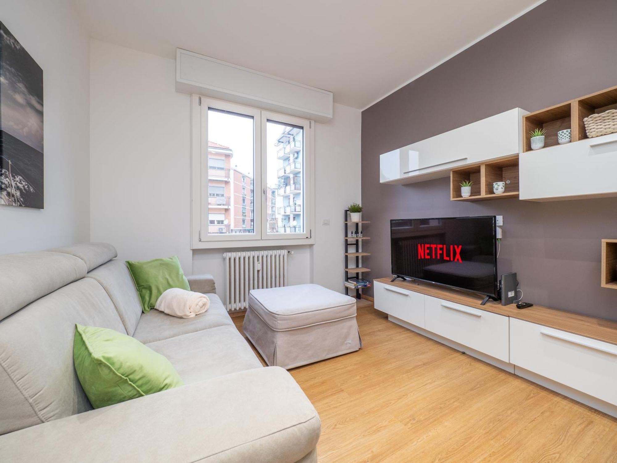 5 Guests - Modern With Balcony * Mailand